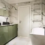 High-end & Penthouse With Terrace