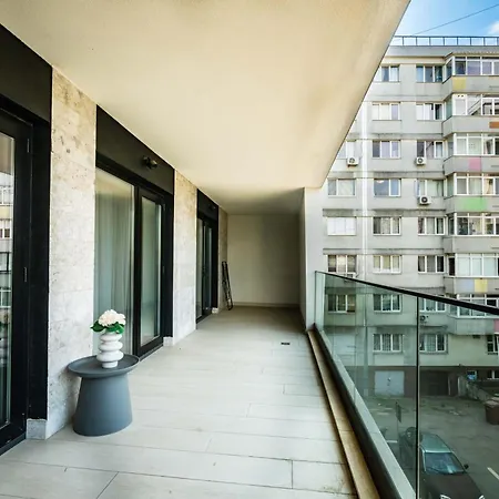 High-end & Penthouse With Terrace * Bukurešť