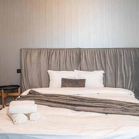 High-end & Penthouse With Terrace Appartement *