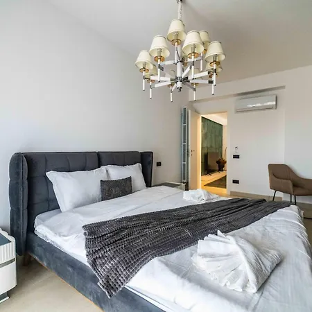 Apartment High-end & Penthouse With Terrace *