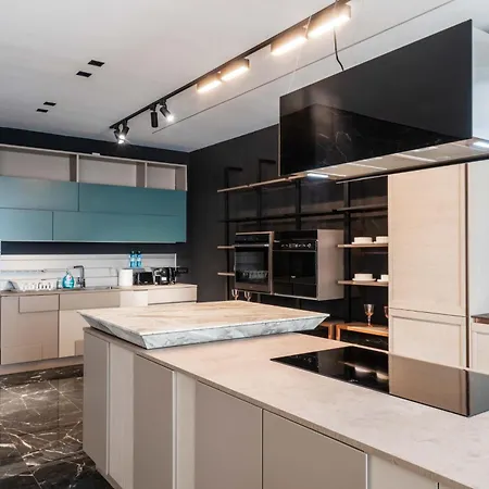 High-end & Penthouse With Terrace Appartement