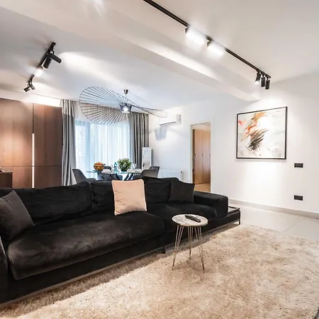 High-end & Penthouse With Terrace Apartment *