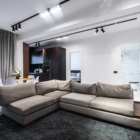 High-end & Penthouse With Terrace