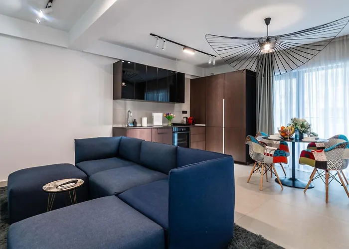 High-end & Penthouse With Terrace Apartment