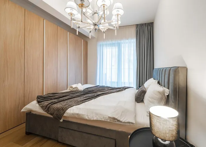 High-end & Penthouse With Terrace Apartment