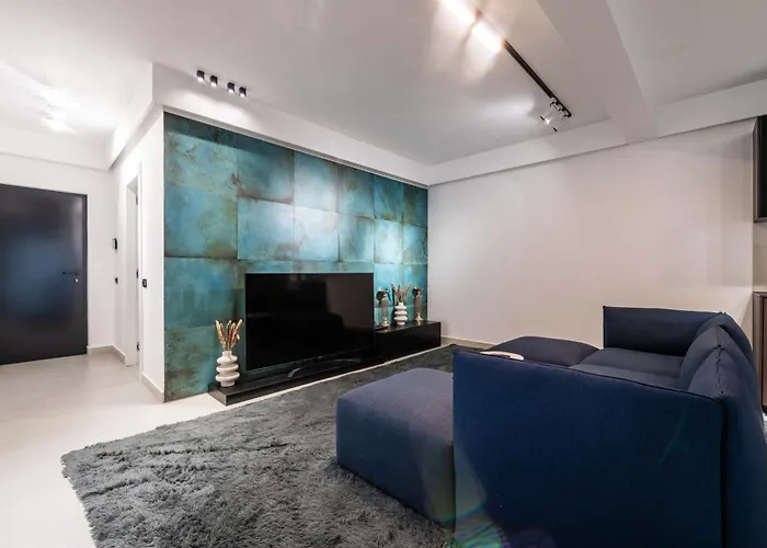 High-end & Penthouse With Terrace Apartment *