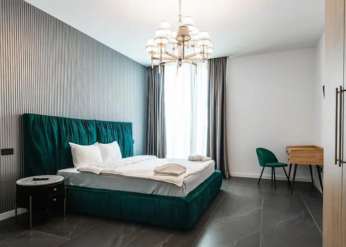 High-end & Penthouse With Terrace