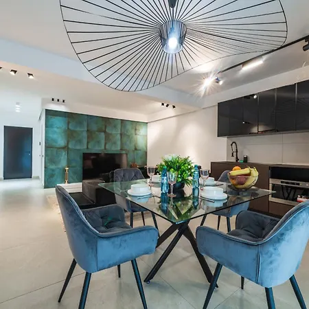 High-end & Penthouse With Terrace *