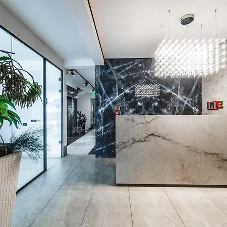 Appartamento High-end & Penthouse With Terrace *