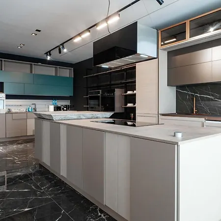 High-end & Penthouse With Terrace