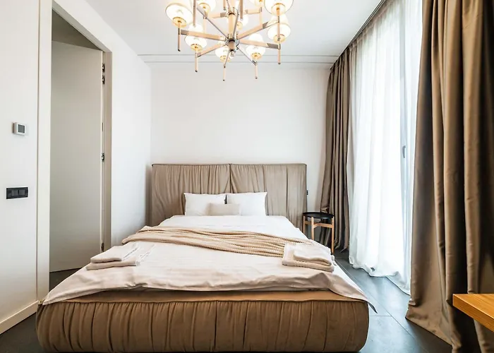 High-end & Penthouse With Terrace Бухарест