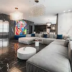 Apartamento High-end & Penthouse With Terrace *