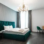 High-end & Penthouse With Terrace