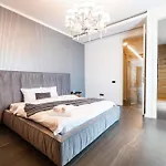 High-end & Penthouse With Terrace Apartamento